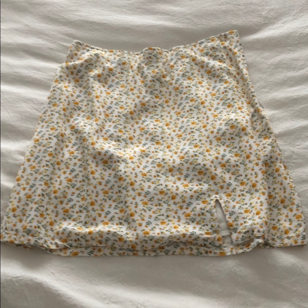 Hollister White and Yellow Floral Mini Skirt